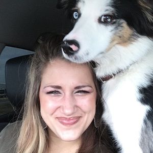 Meet your Posher, Emily